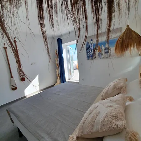 Lomy Bed & Breakfast *